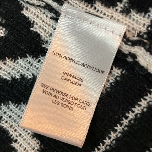 Material Girl Tiger Cardigan - Picture 5 of 5